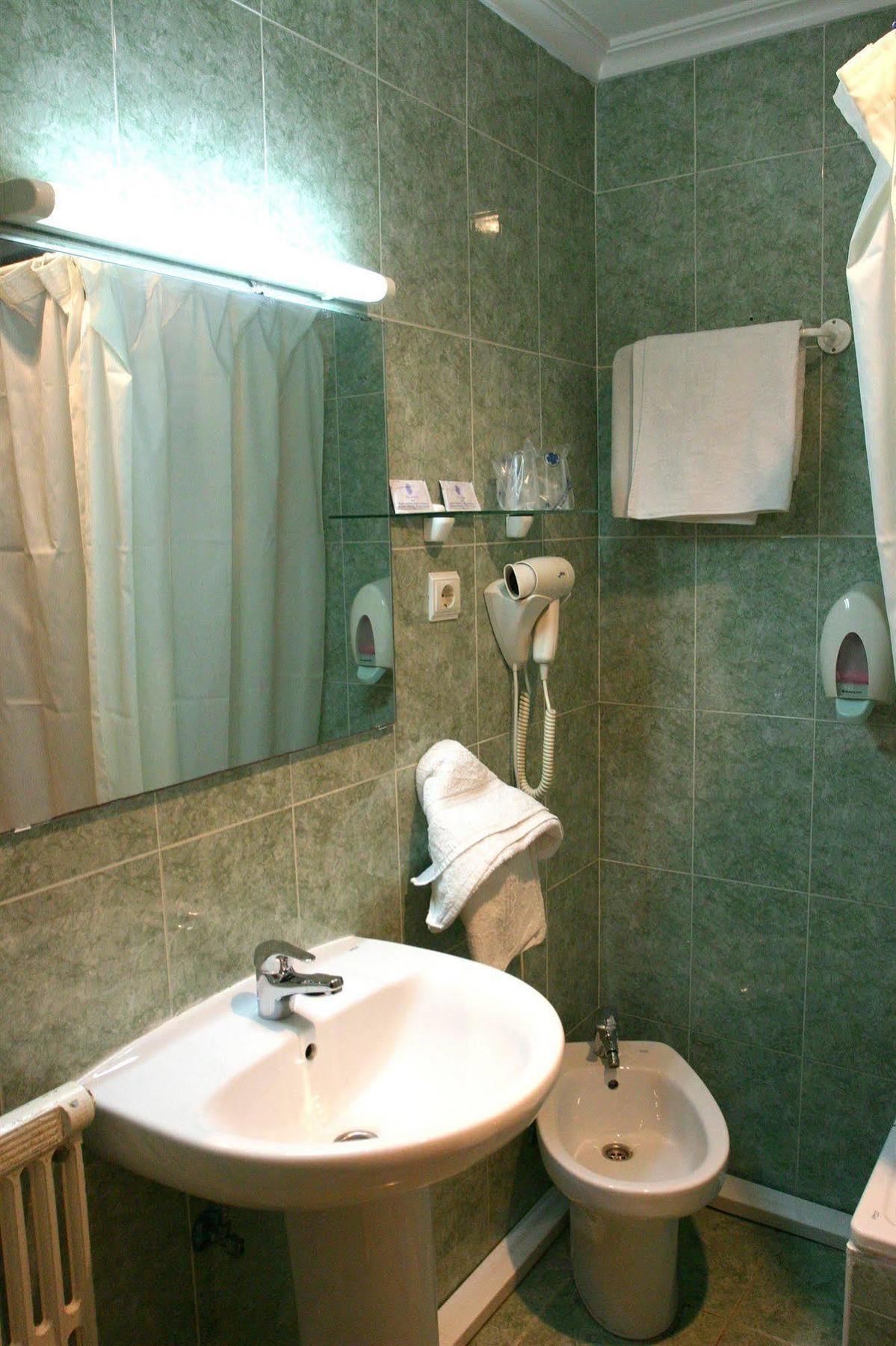 Hotel Cervantes Αλικάντε Εξωτερικό φωτογραφία